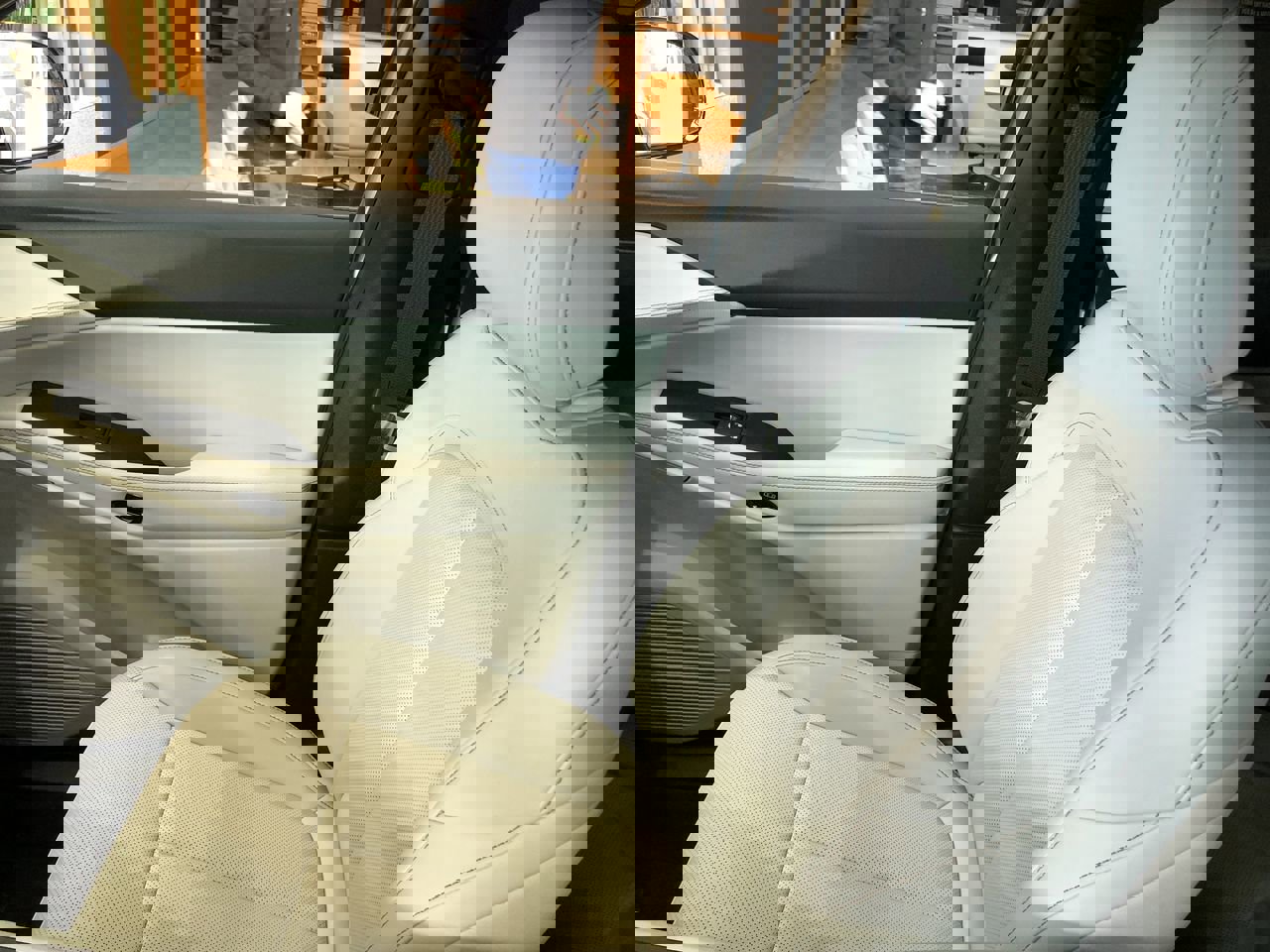 New 2026 Jeep Cherokee Limited image 22