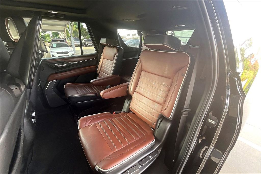 Used 2023 GMC Yukon Denali Ultimate image 24