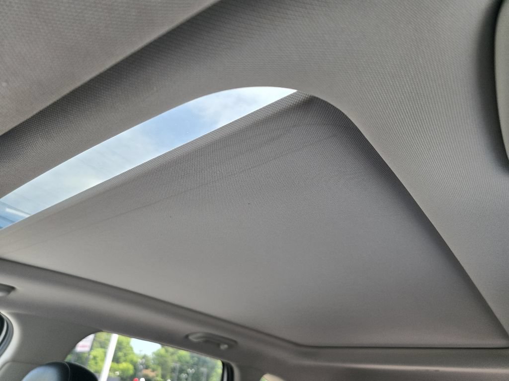 Used 2021 Kia Sorento S w/ Panoramic Sunroof Package FWD image 24