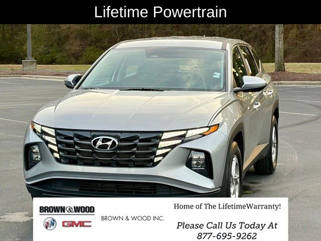 Used 2024 Hyundai Tucson SE image 1