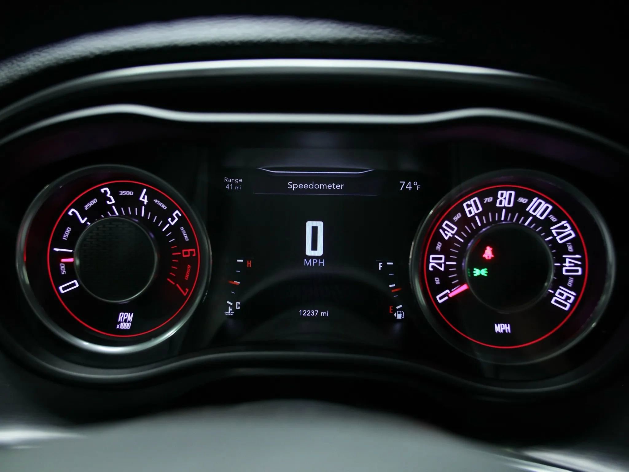 Used 2016 Dodge Challenger R/T image 47