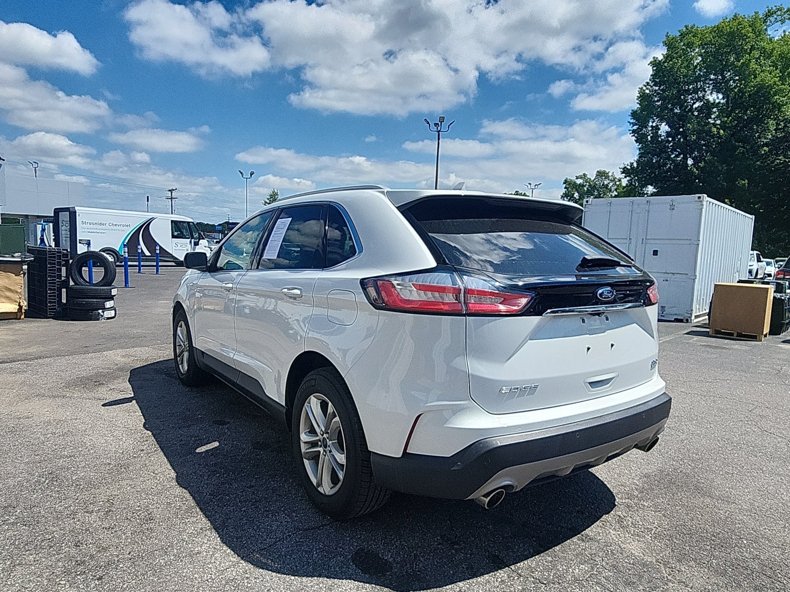 Used 2019 Ford Edge SEL AWD/4WD image 3
