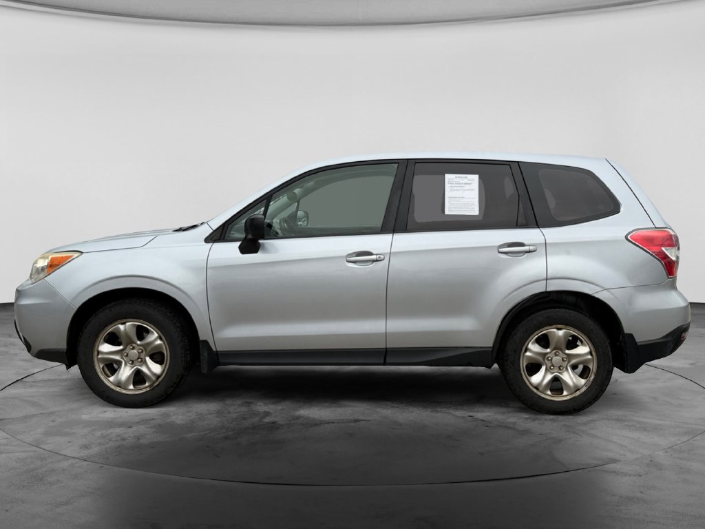 Used 2014 Subaru Forester 2.5i AWD/4WD image 5