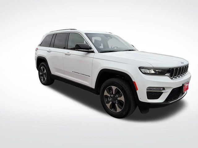 Used 2022 Jeep Grand Cherokee Limited 4xe w/ Luxury Tech Group II AWD/4WD image 12