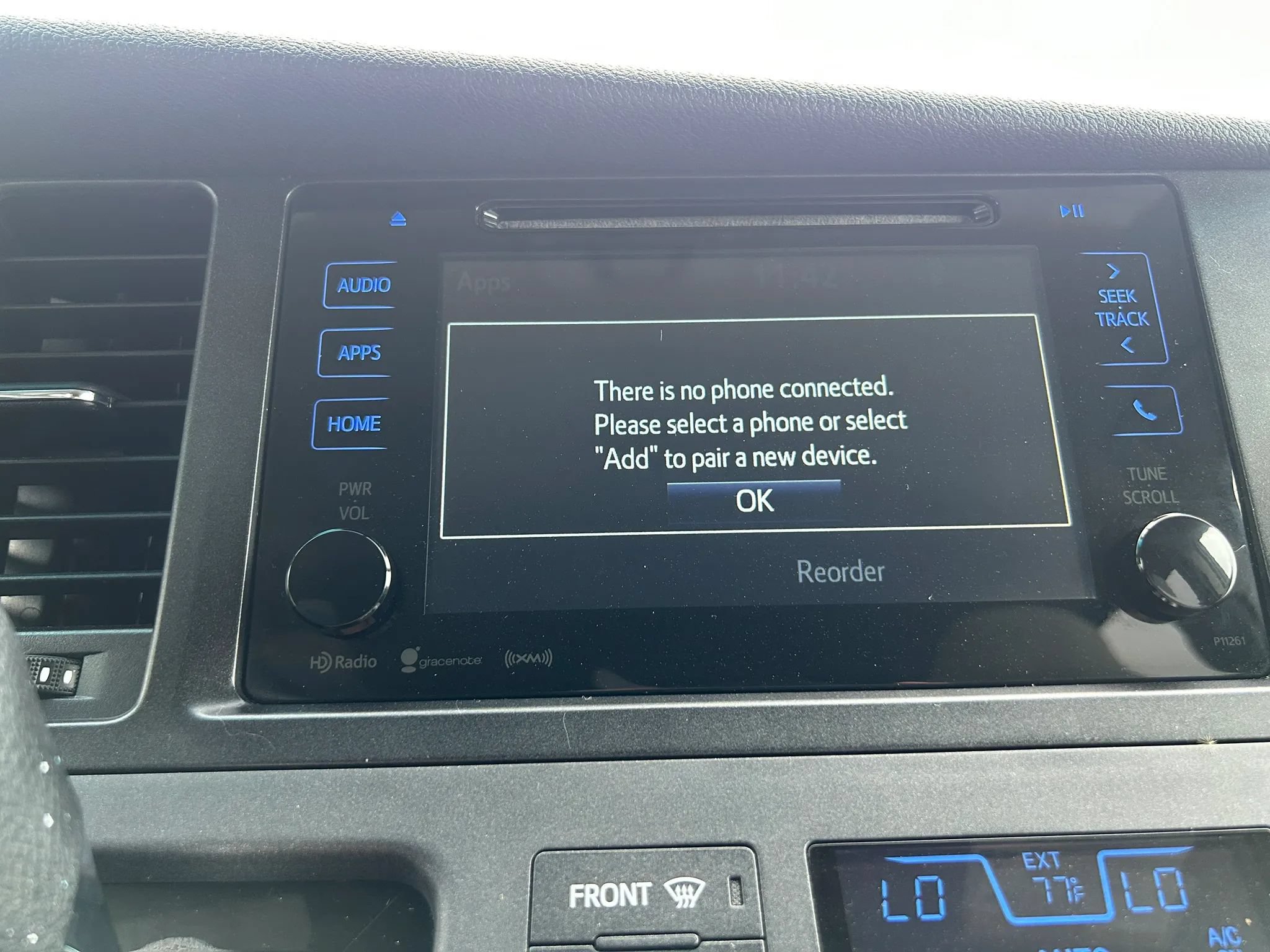 Used 2017 Toyota Sienna LE FWD image 24