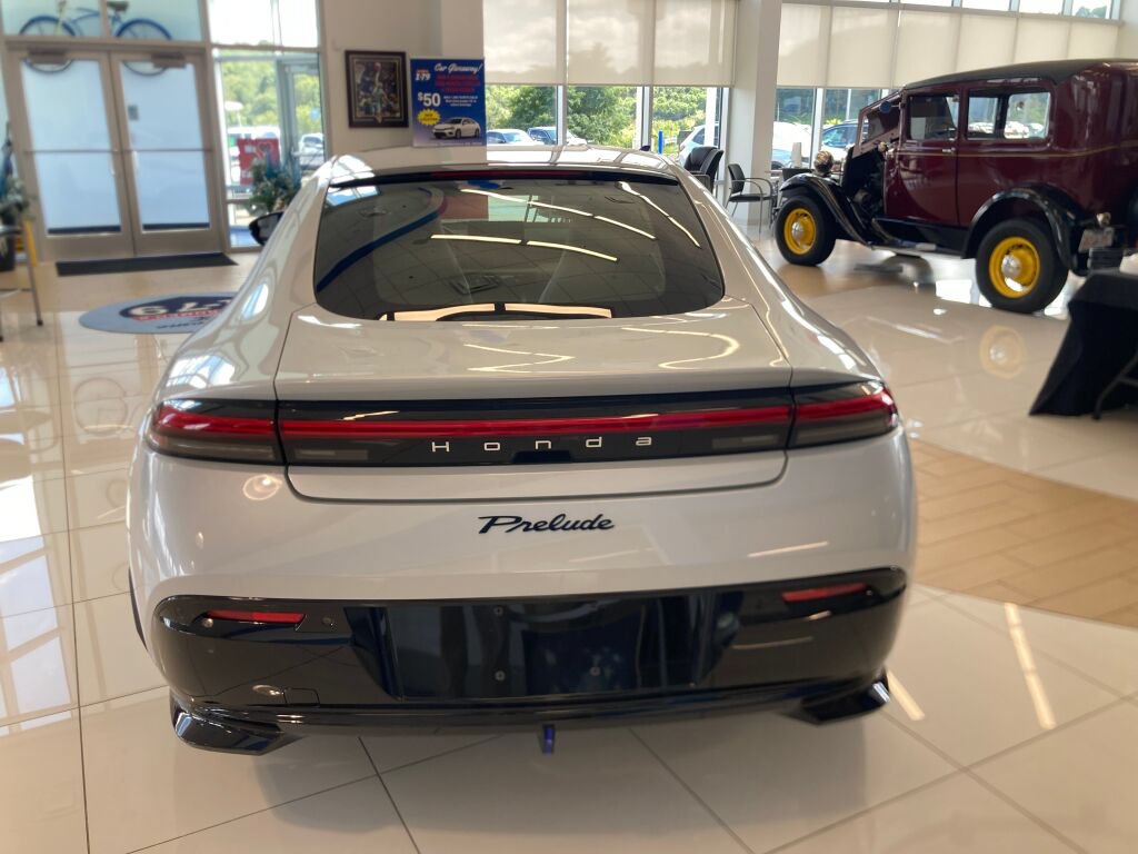 New 2026 Honda Prelude image 3