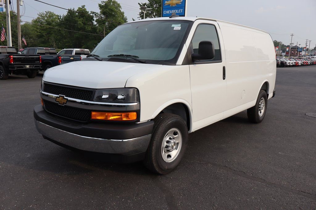 New 2025 Chevrolet Express 2500 w/ Driver Convenience Package RWD image 22