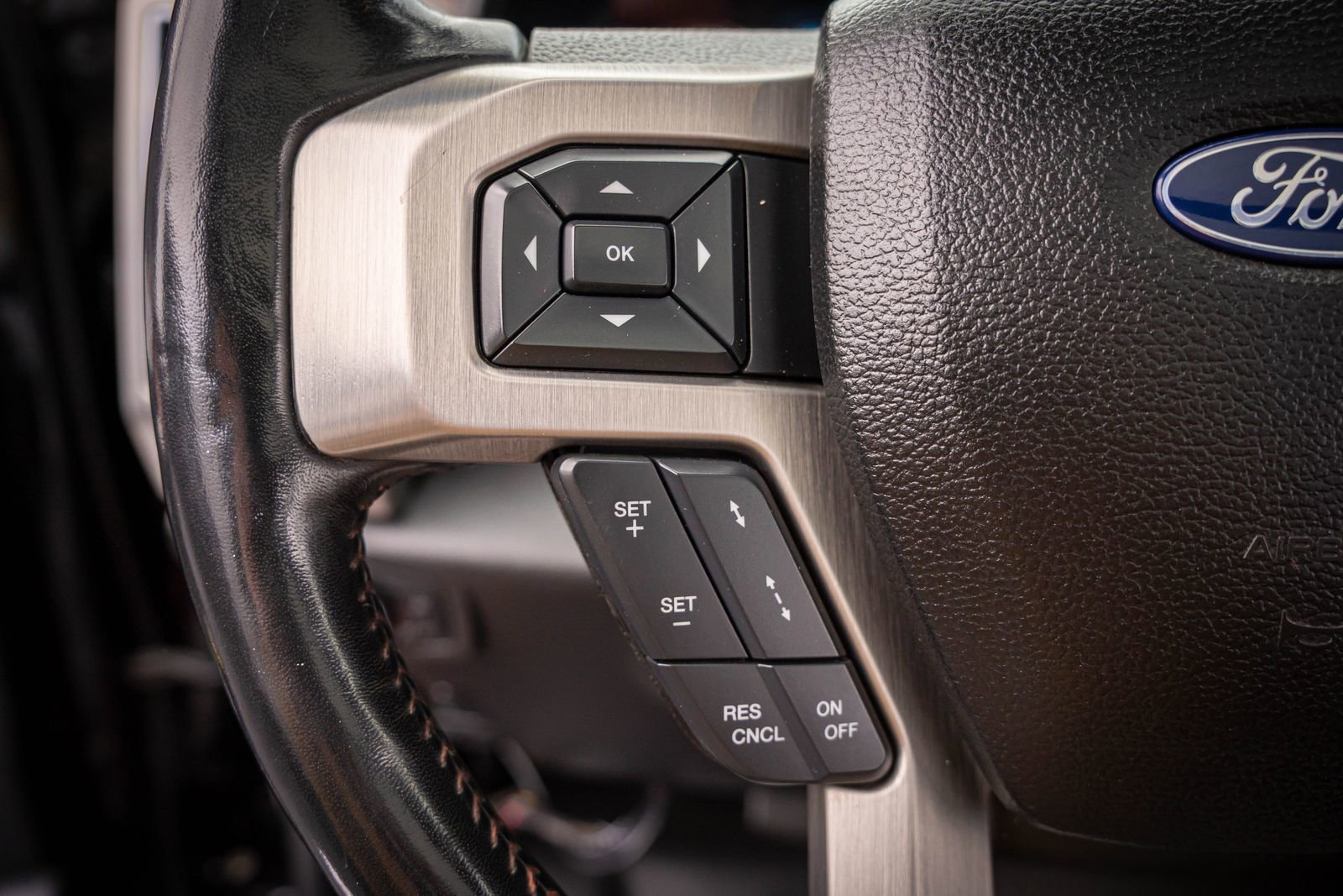 Used 2019 Ford F250 Platinum w/ Platinum Ultimate Package image 19