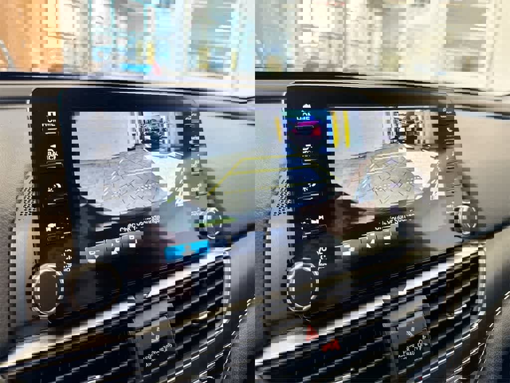 Used 2022 Honda Accord Hybrid image 29