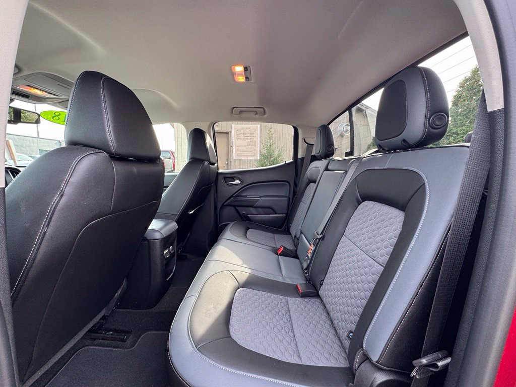 Used 2018 Chevrolet Colorado Z71 AWD/4WD image 37