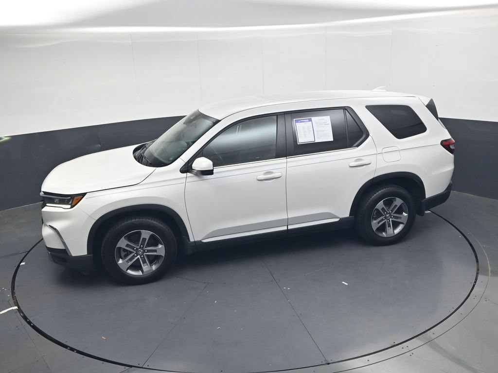 Used 2025 Honda Pilot EX-L image 36
