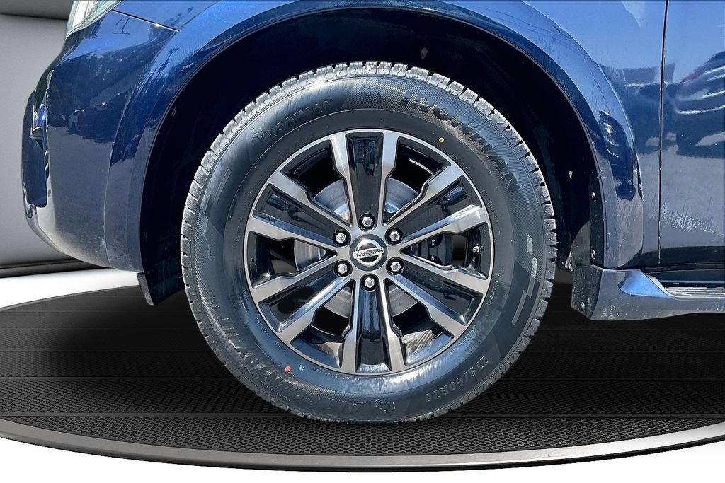 Used 2020 Nissan Armada Platinum w/ Captain's Chairs Package AWD/4WD image 35