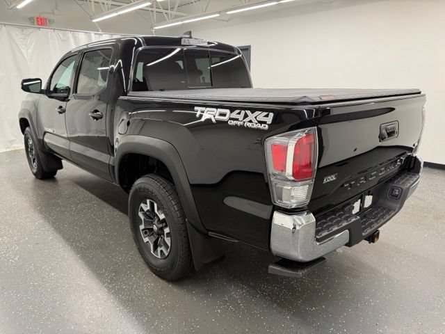 Certified 2023 Toyota Tacoma TRD Off-Road AWD/4WD image 4