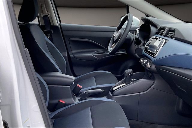 Certified 2025 Nissan Versa SV w/ Trunk Package image 7