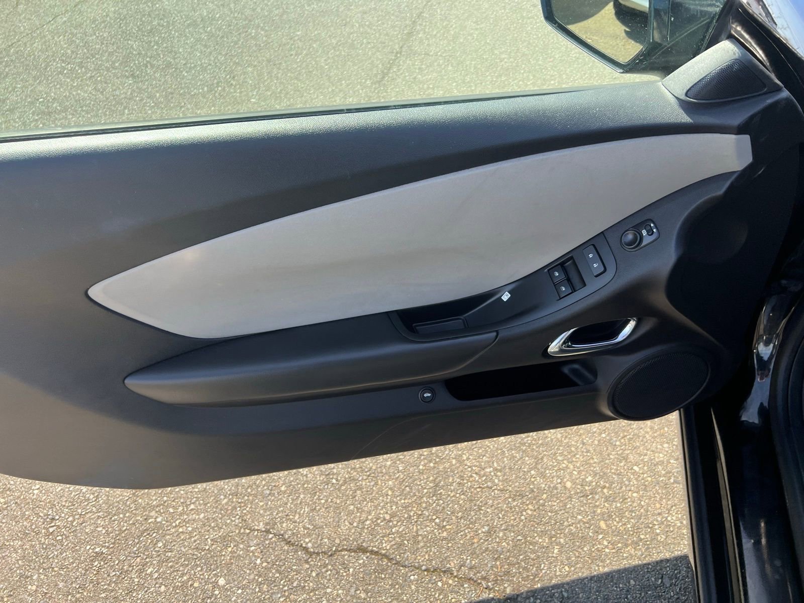 Used 2015 Chevrolet Camaro LS RWD image 20