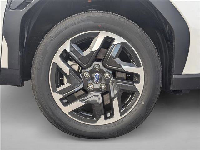 Certified 2025 Subaru Forester Limited image 26