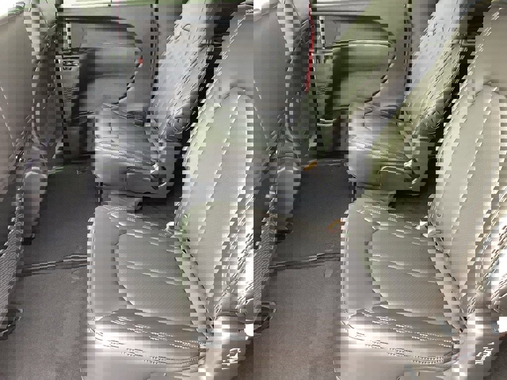 New 2026 Chrysler Pacifica Select image 13