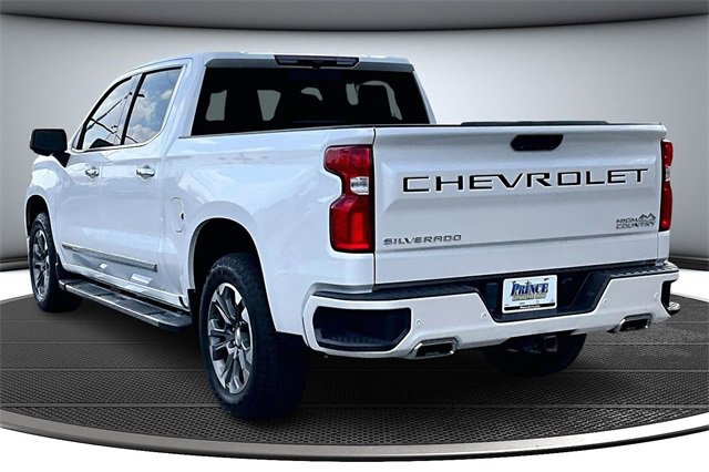 Used 2022 Chevrolet Silverado 1500 High Country w/ Z71 Off-Road Package image 4