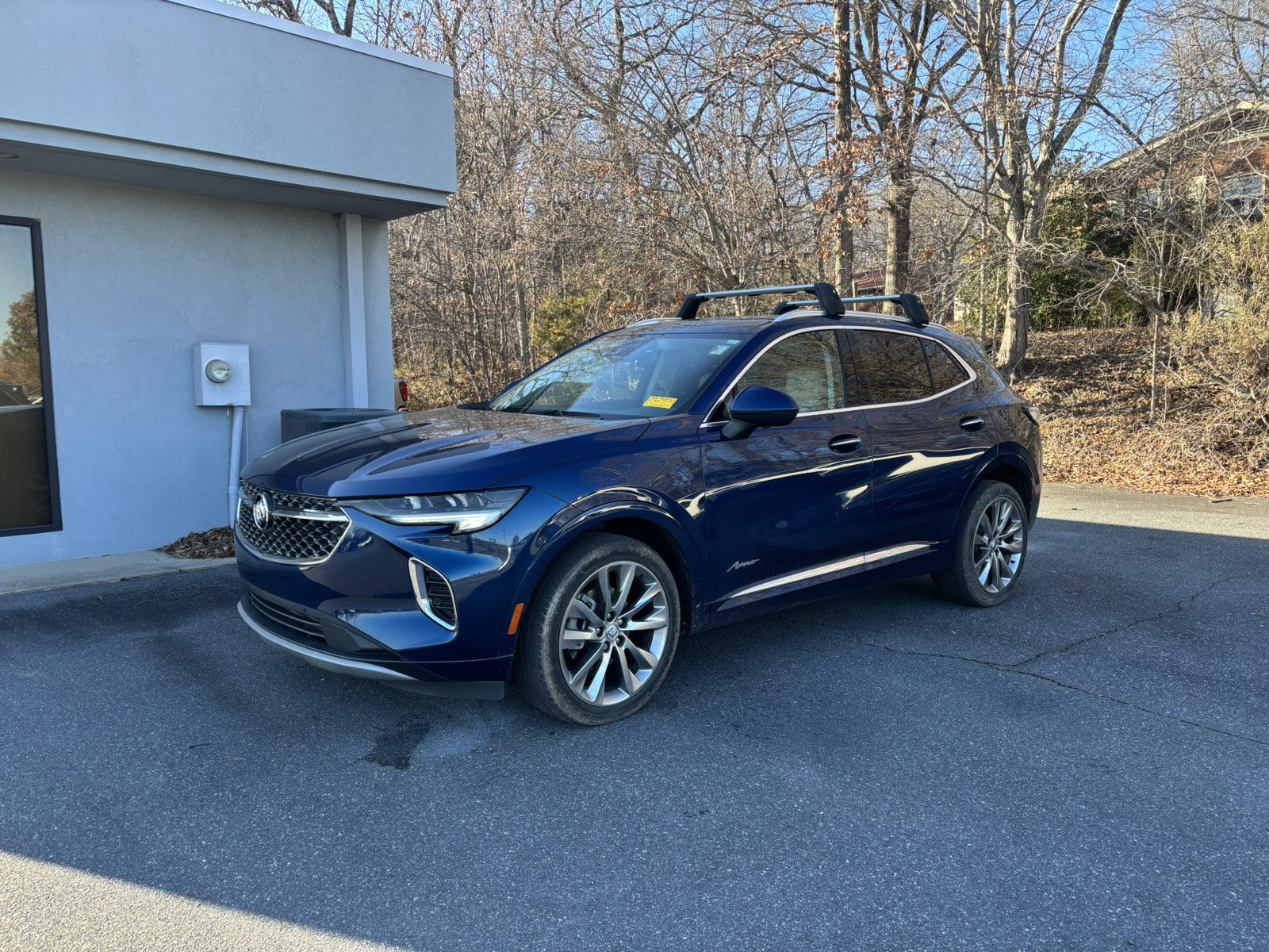 Used 2022 Buick Envision Avenir w/ Safety Package image 1
