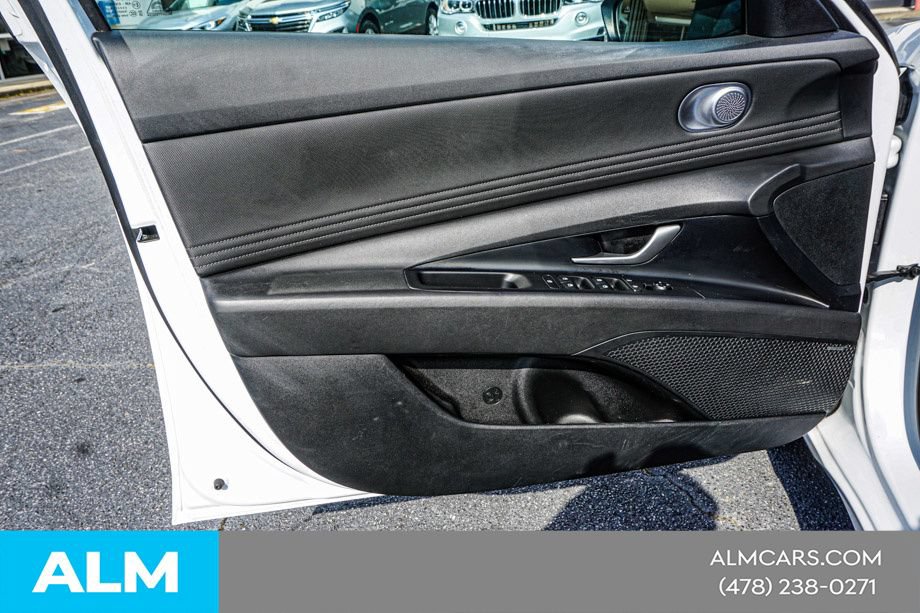 Used 2024 Hyundai Elantra Limited FWD image 44