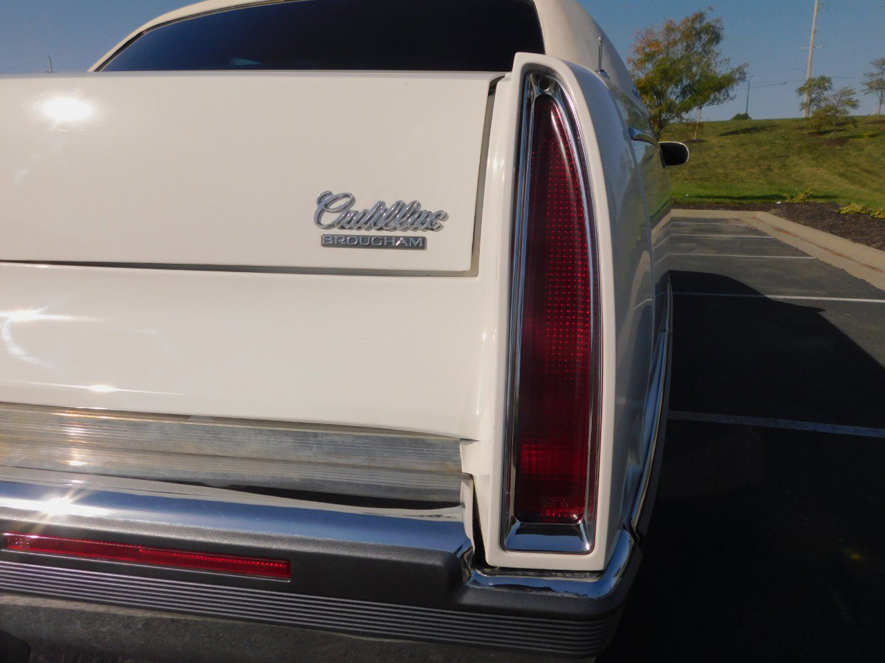Used 1995 Cadillac Fleetwood Brougham image 11