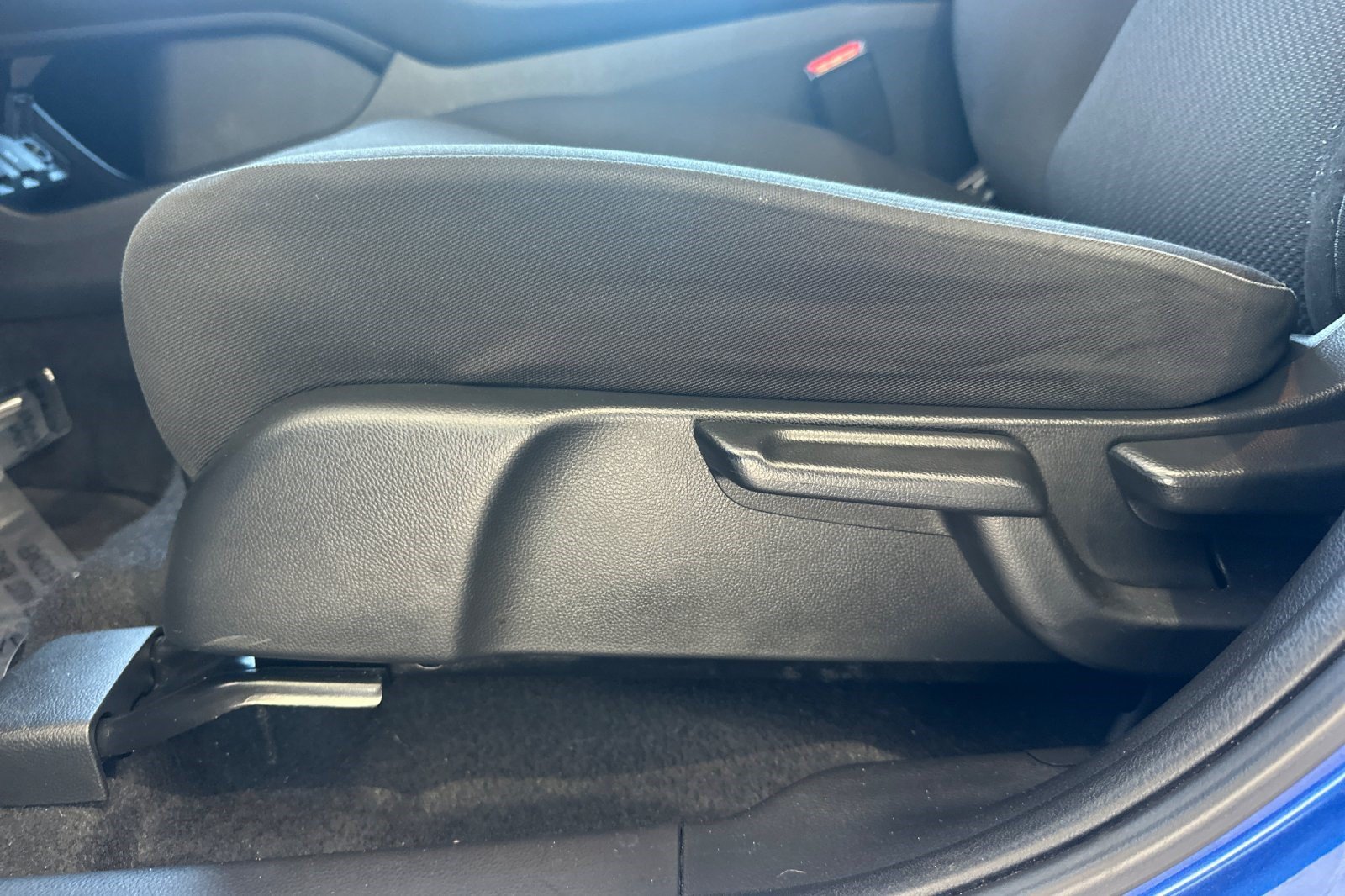 Used 2018 Honda HR-V EX image 14