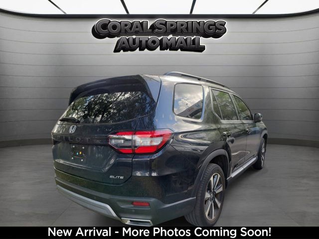 Certified 2023 Honda Pilot Elite image 4