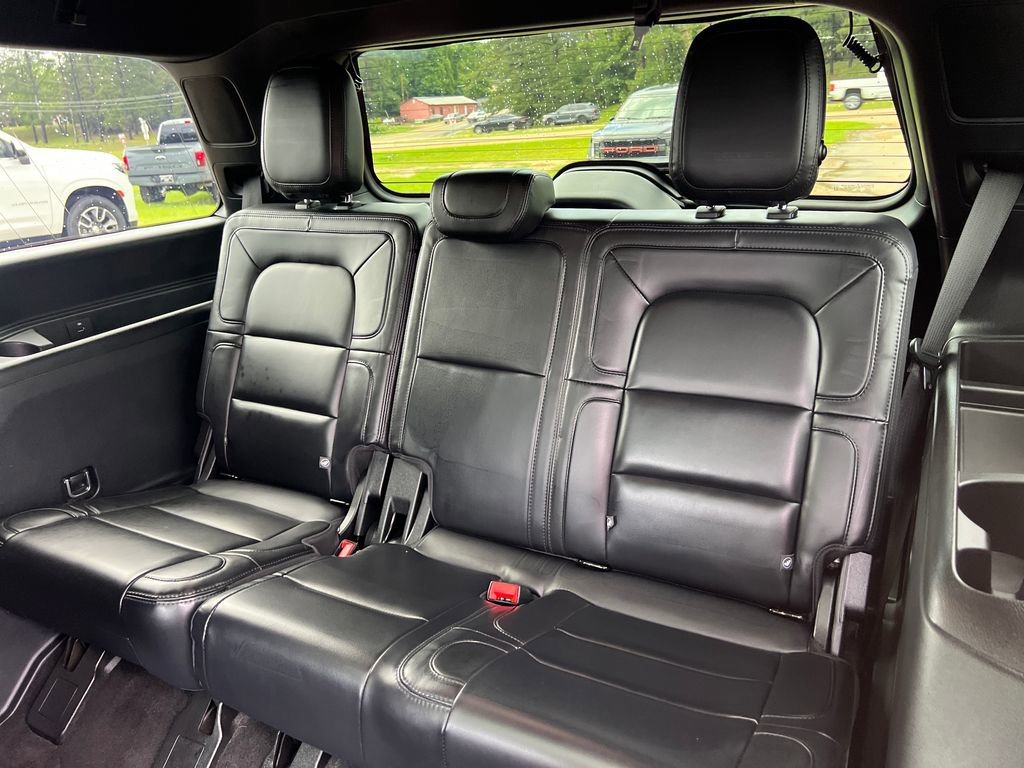 Used 2020 Lincoln Navigator Reserve w/ Equipment Group 208A Reserve AWD/4WD image 15