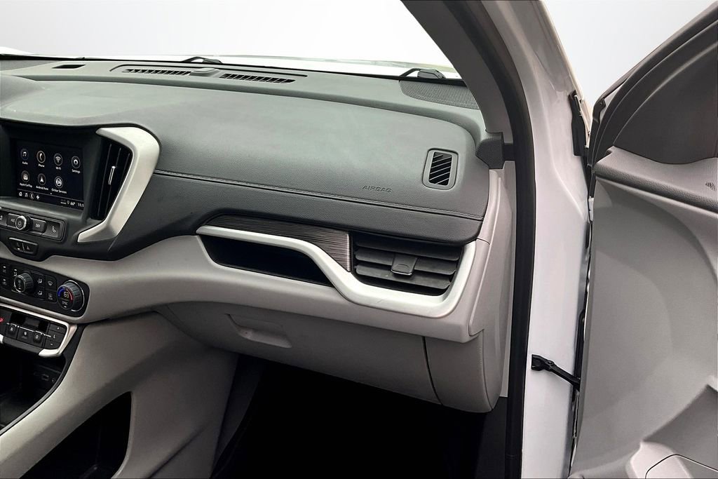 Used 2023 GMC Terrain SLE w/ Driver Convenience Package image 26