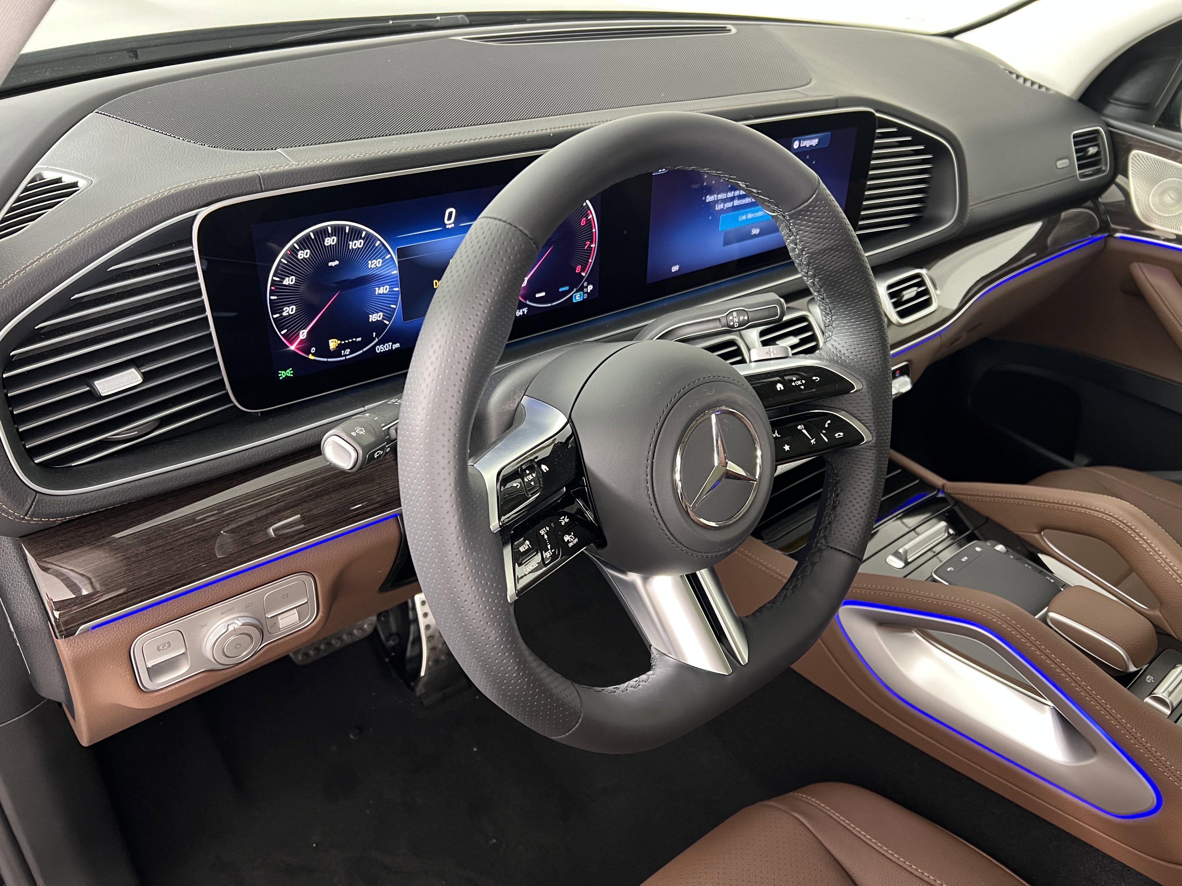 New 2026 Mercedes-Benz GLS 450 4MATIC image 18