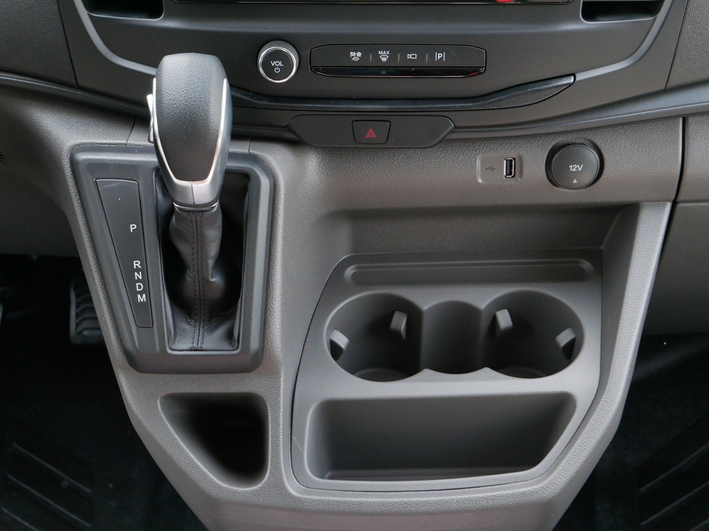 New 2026 Ford Transit 250 148 Medium Roof w/ Load Area Protection Package image 10