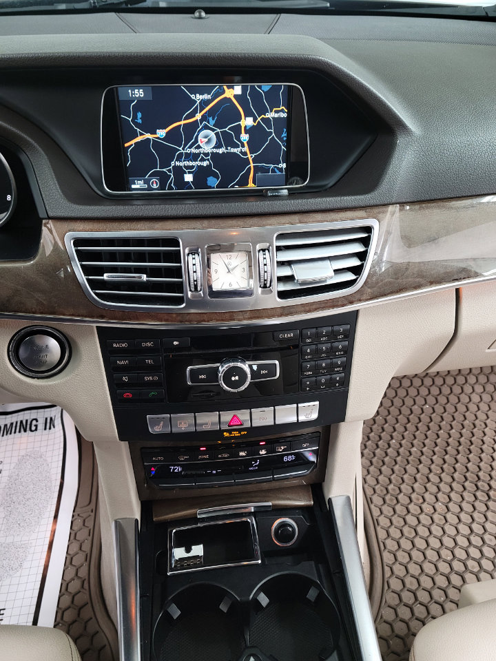 Used 2014 Mercedes-Benz E 350 4MATIC Sedan w/ Premium 1 Package image 19