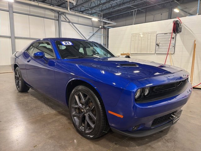 Used 2021 Dodge Challenger SXT w/ Blacktop Package image 6