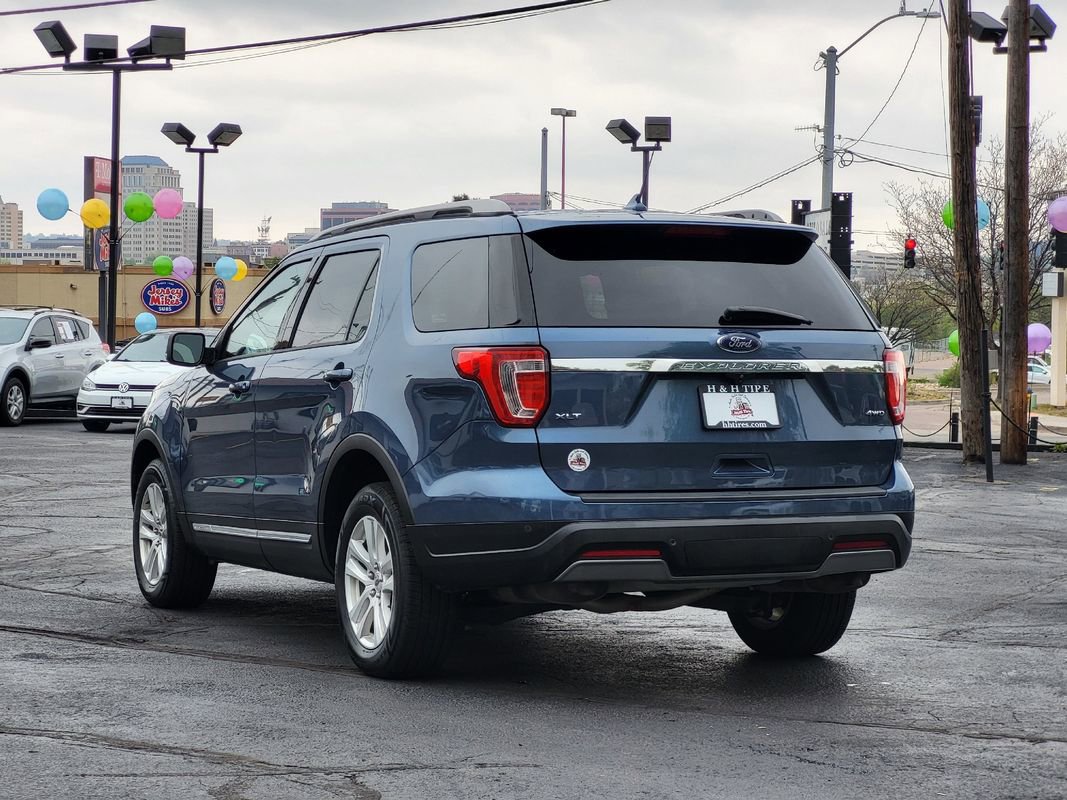 Used 2019 Ford Explorer XLT w/ Equipment Group 201A AWD/4WD image 11