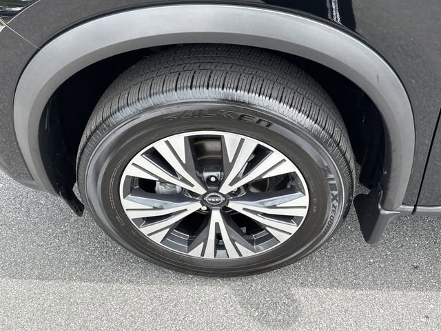 Used 2023 Nissan Rogue SV w/ SV Premium B Package FWD image 11