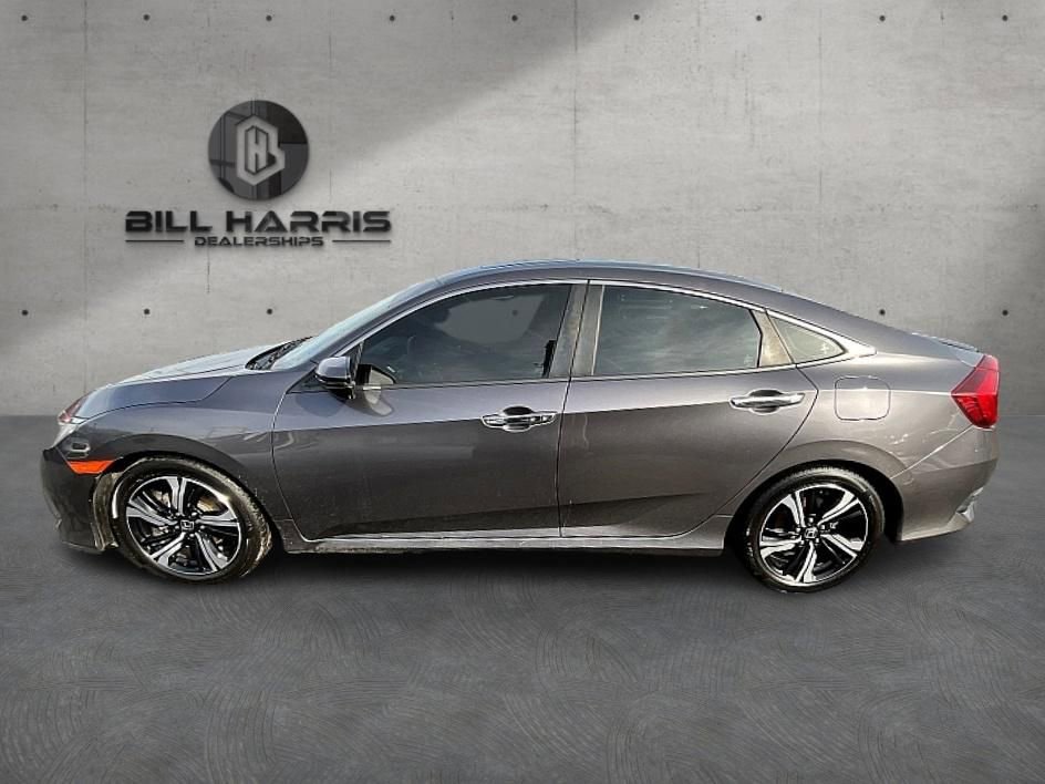 Used 2017 Honda Civic Touring image 9