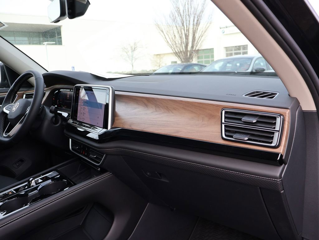 New 2026 Volkswagen Atlas SE image 13