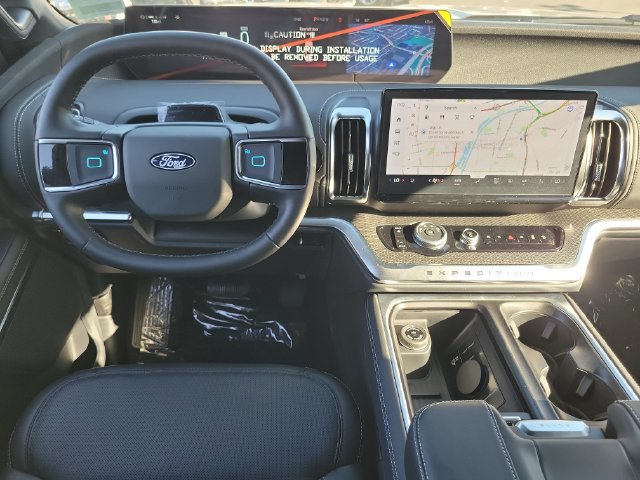 New 2027 Ford Expedition Platinum w/ Stealth Performance Package AWD/4WD image 4
