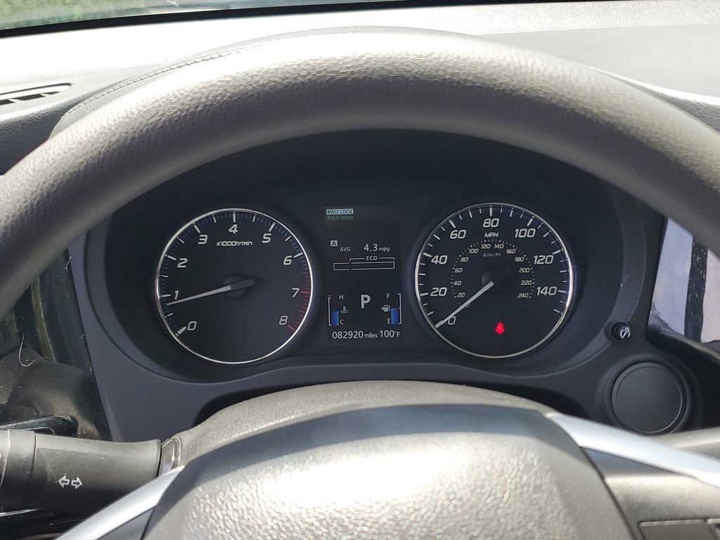 Used 2018 Mitsubishi Outlander ES AWD/4WD image 24