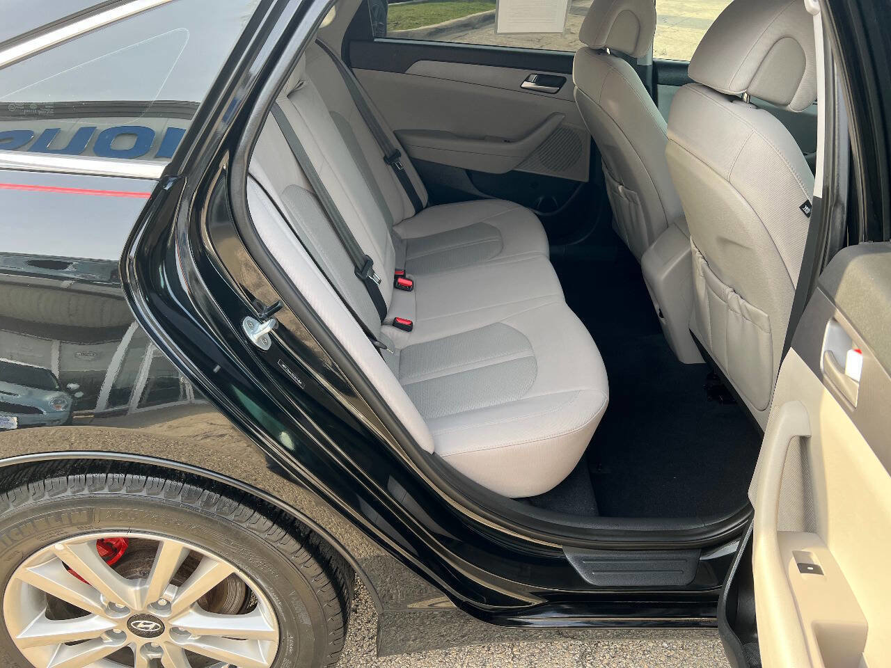 Used 2017 Hyundai Sonata ECO image 19