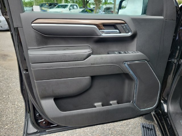 Certified 2024 Chevrolet Silverado 1500 LT AWD/4WD image 25
