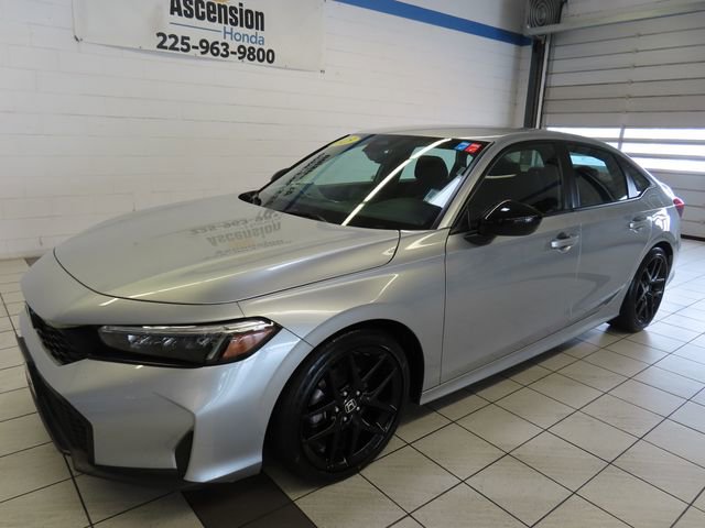 Used 2025 Honda Civic Sport image 2