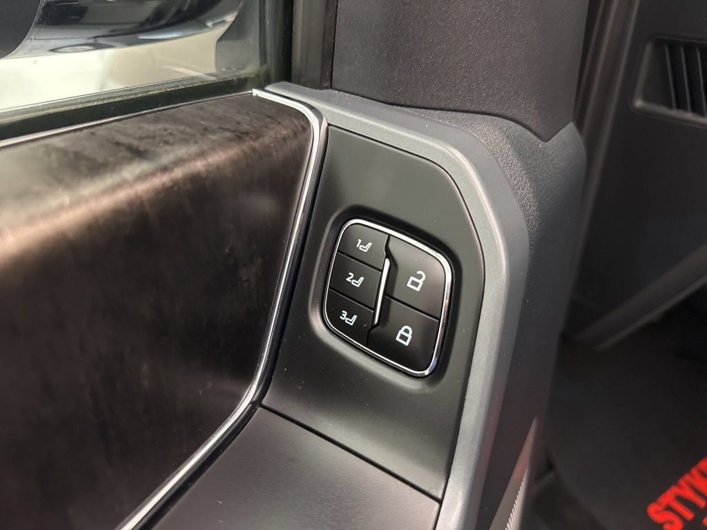 Used 2023 Ford F150 Lariat w/ Equipment Group 502A High AWD/4WD image 22