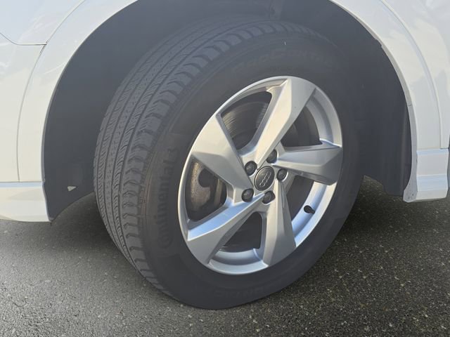 Used 2019 Audi Q3 2.0T Premium Plus w/ Premium Plus Package AWD/4WD image 36