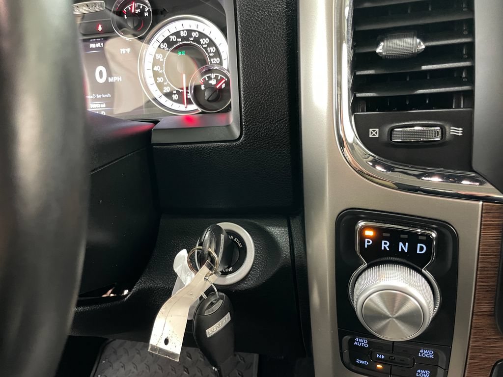 Used 2018 RAM 1500 Laramie AWD/4WD image 30