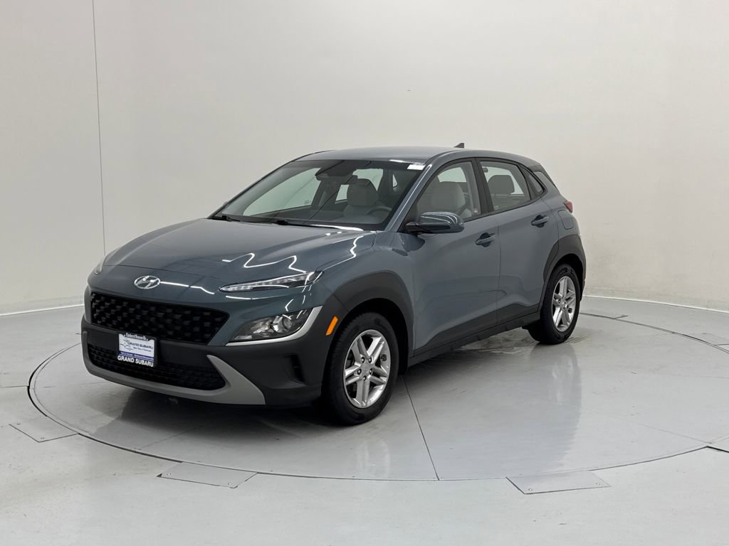Used 2023 Hyundai Kona SE image 2