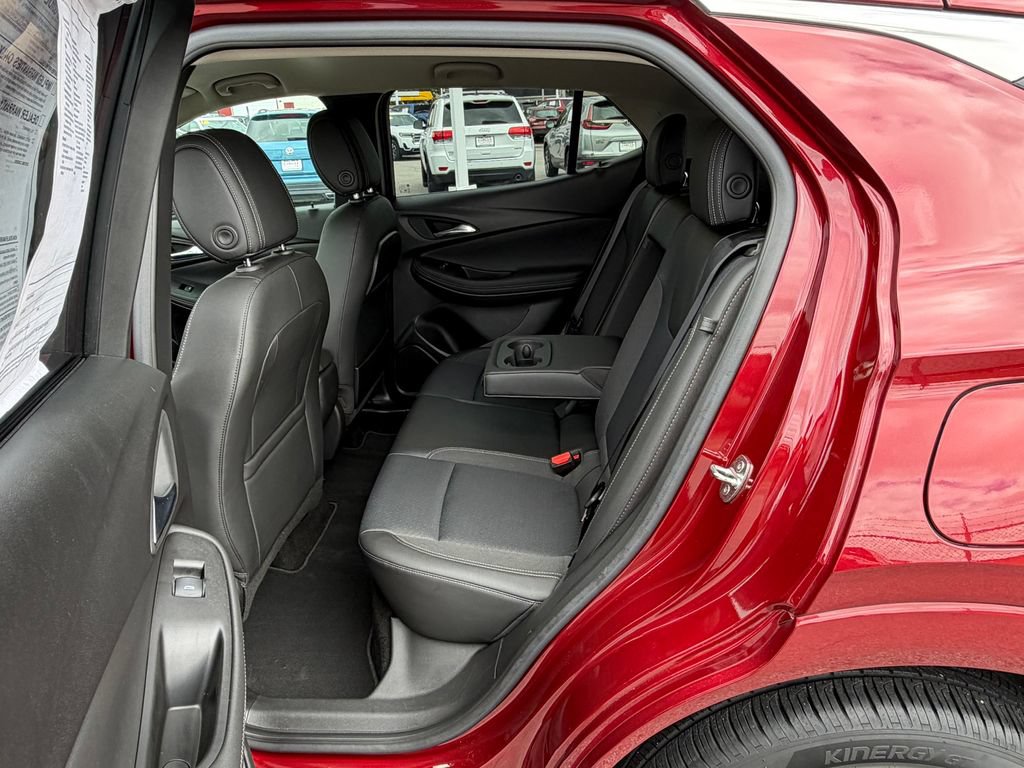 Used 2023 Buick Encore GX Select w/ Sport Touring Package FWD image 25