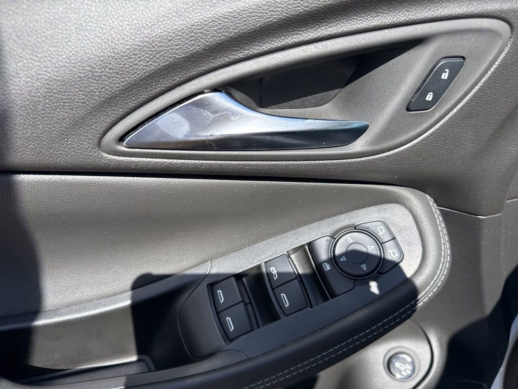 Certified 2024 Buick Encore GX Sport Touring image 13