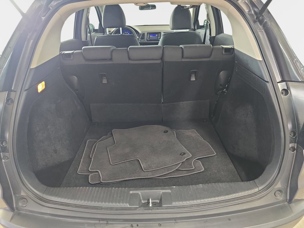Used 2021 Honda HR-V LX image 29