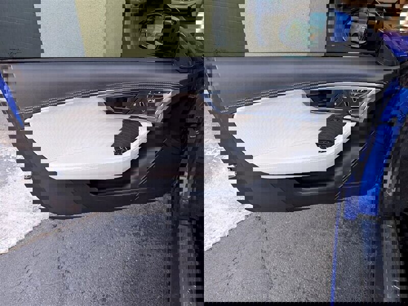 Used 2021 Jaguar F-TYPE R AWD/4WD image 19